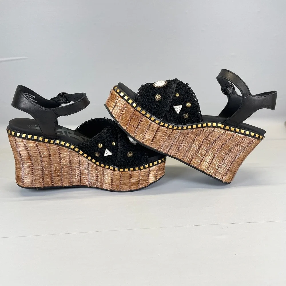 OTBT Cahoot Wedge Sandals Womens Size 8 M Black Leather Raffia Beaded Platform